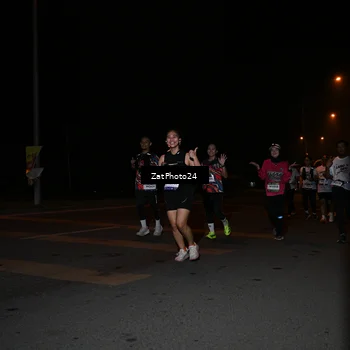 Runner Photo 7666597