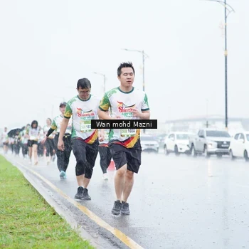 Runner Photo 7666607