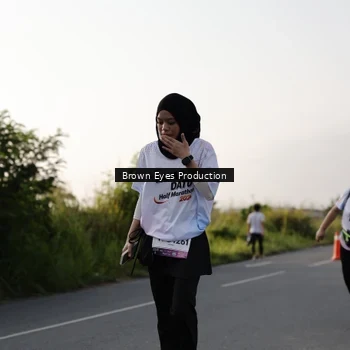 Runner Photo 7666613
