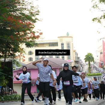 Runner Photo 7666614