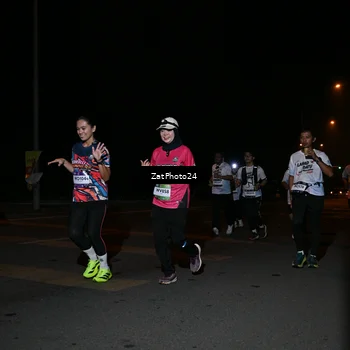 Runner Photo 7666656