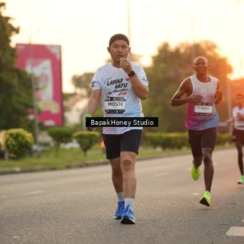 Runner Photo 7666658