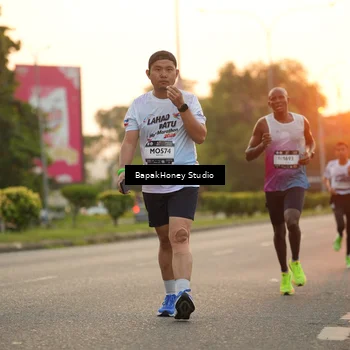 Runner Photo 7666668