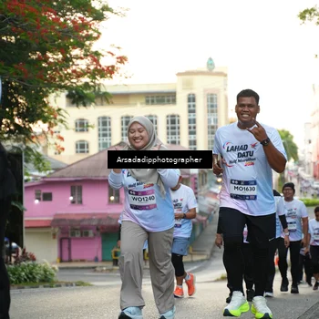 Runner Photo 7666682