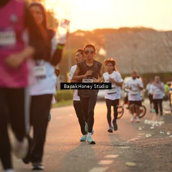 Runner Photo 7666684