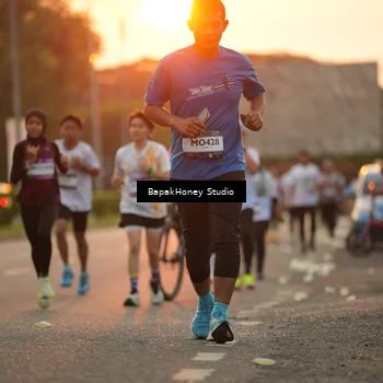 Runner Photo 7666686