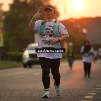 Runner Photo 7666697