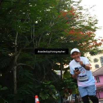 Runner Photo 7666701