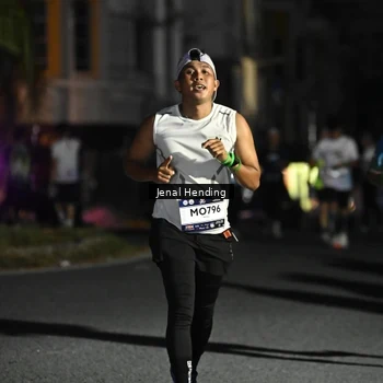 Runner Photo 7666703