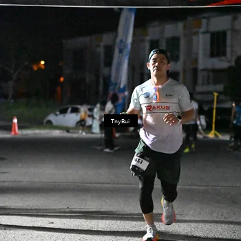 Runner Photo 7666715