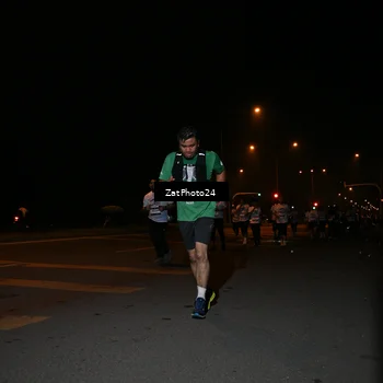 Runner Photo 7666750