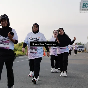 Runner Photo 7666752