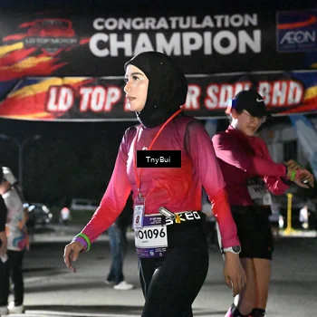 Runner Photo 7666764