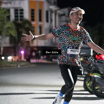 Runner Photo 7666768