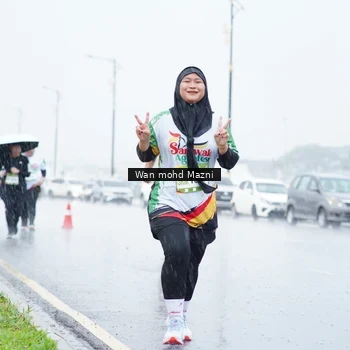 Runner Photo 7666807