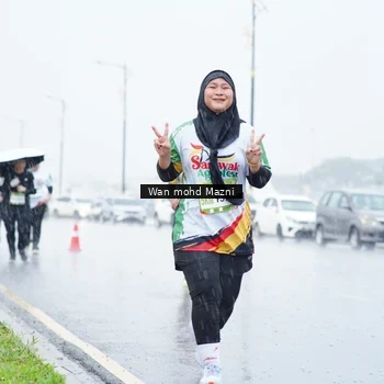 Runner Photo 7666810