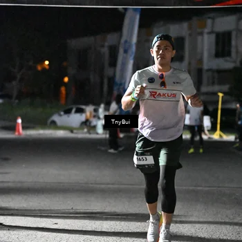 Runner Photo 7666815