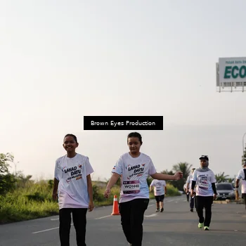 Runner Photo 7666828