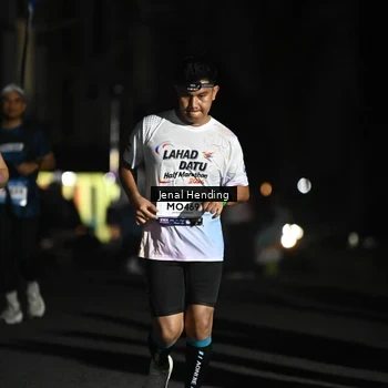 Runner Photo 7666831