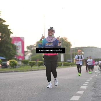 Runner Photo 7666835