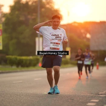 Runner Photo 7666836