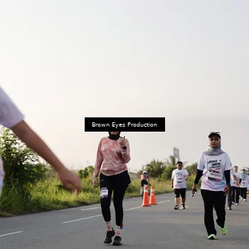 Runner Photo 7666846
