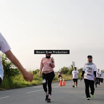 Runner Photo 7666847