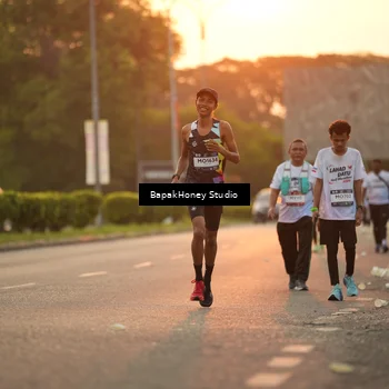 Runner Photo 7666855