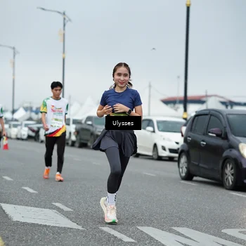 Runner Photo 7666857
