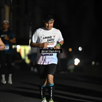 Runner Photo 7666860
