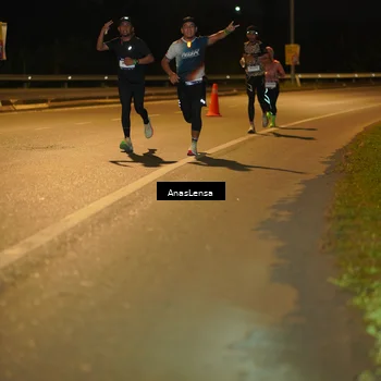Runner Photo 7666879