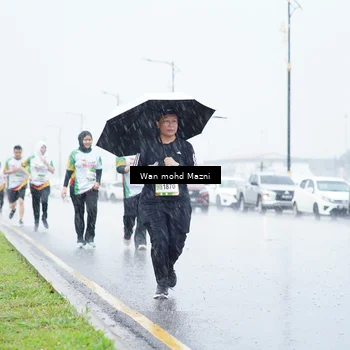 Runner Photo 7666881