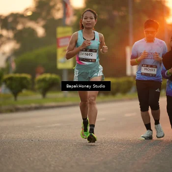 Runner Photo 7666890