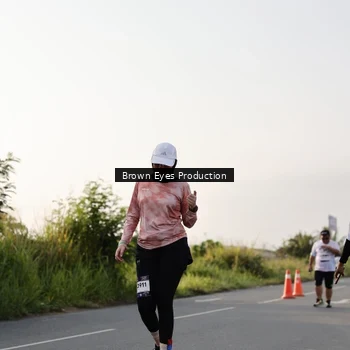 Runner Photo 7666891