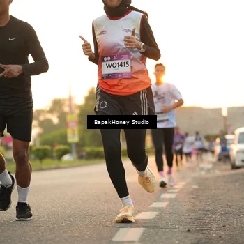 Runner Photo 7666901
