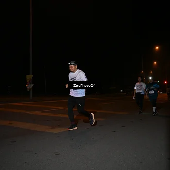 Runner Photo 7666903