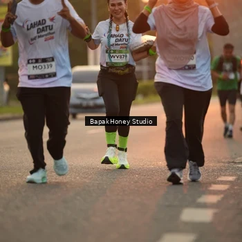 Runner Photo 7666912