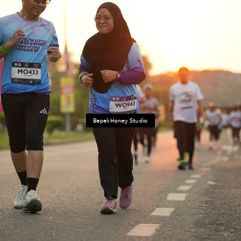 Runner Photo 7666917