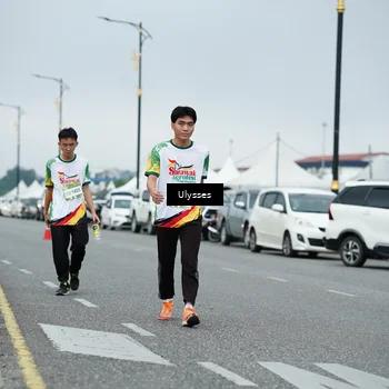 Runner Photo 7666918