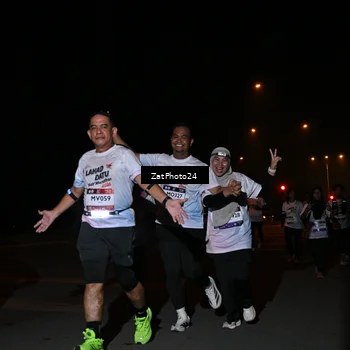 Runner Photo 7666928