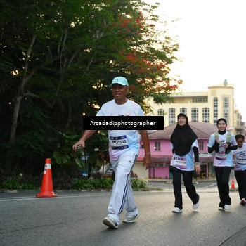 Runner Photo 7666951