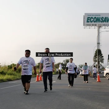 Runner Photo 7666955
