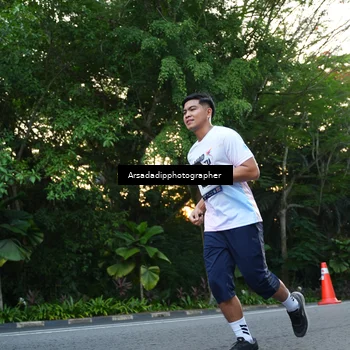 Runner Photo 7666959