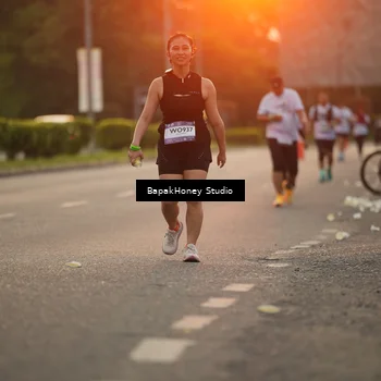 Runner Photo 7666965