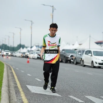 Runner Photo 7666972