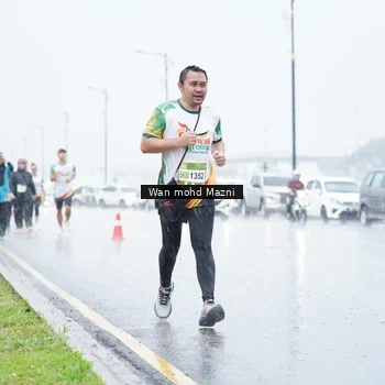 Runner Photo 7666991