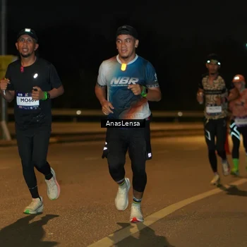 Runner Photo 7666995