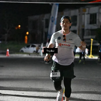 Runner Photo 7666996
