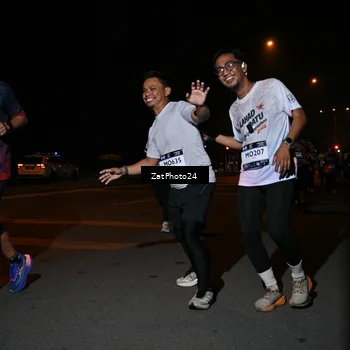 Runner Photo 7667014