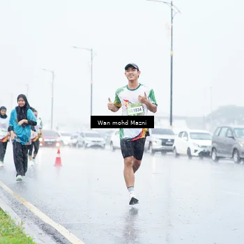 Runner Photo 7667018